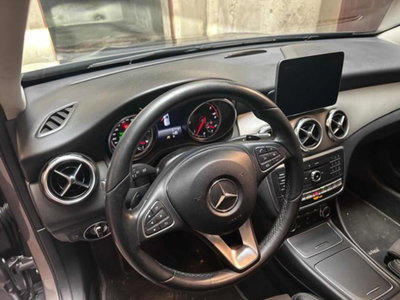 Mercedes-Benz GLA SUV 200 d Automatic 4Matic Sport (7)