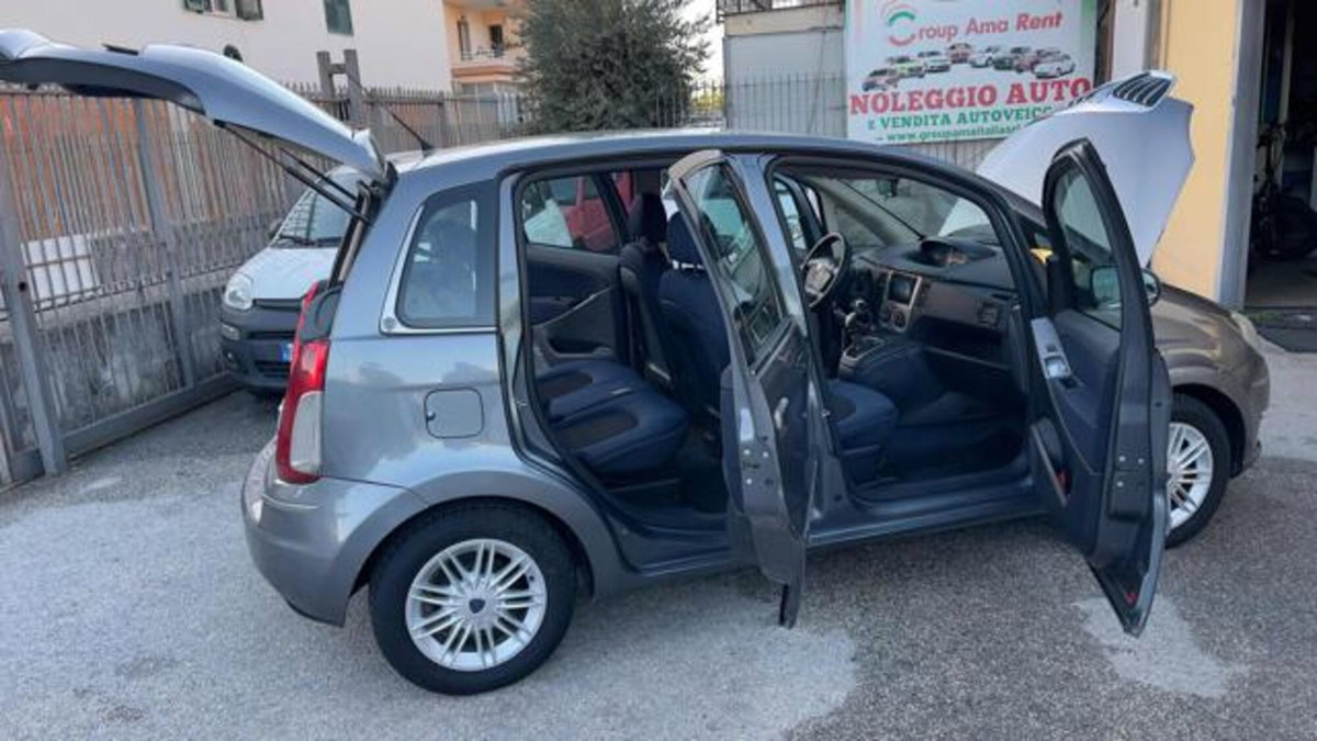 Lancia Musa 1.4 Diva Ecochic GPL (10)