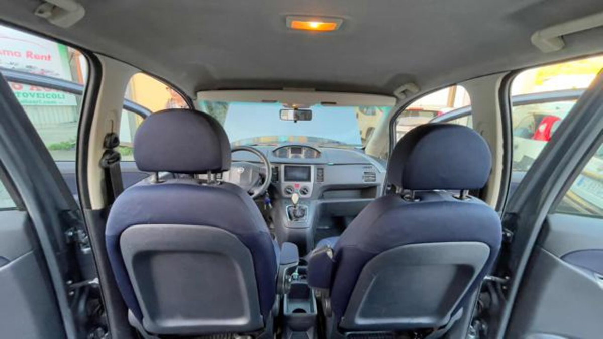 Lancia Musa 1.4 Diva Ecochic GPL (12)