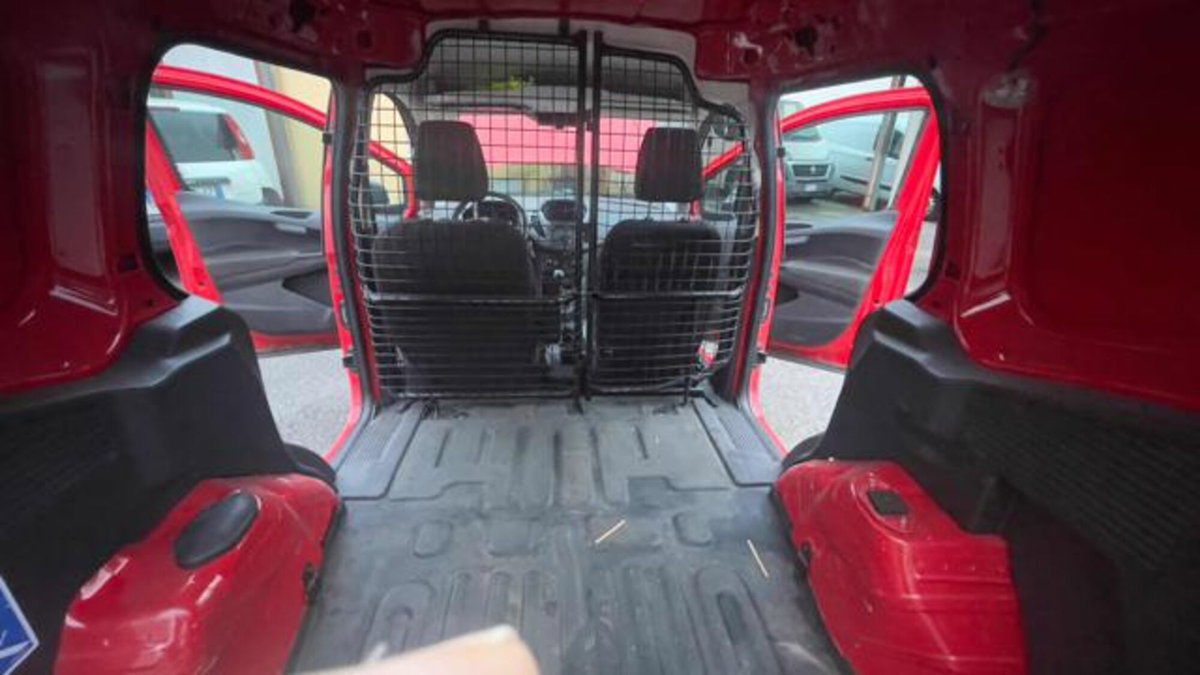 Ford Transit Courier 1.5 TDCi 100CV  Trend (11)