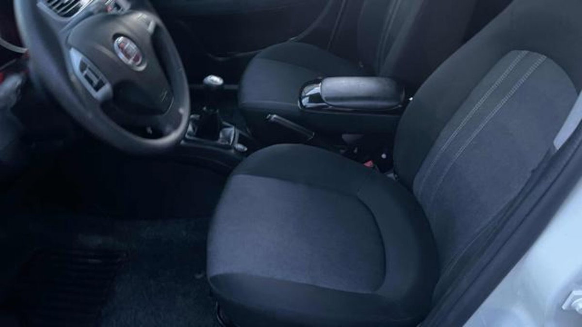 Fiat Punto 1.3 MJT II S&S 85 CV 5 porte ECO Easy (5)