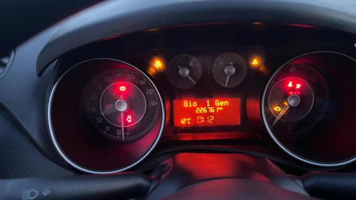 Fiat Punto 1.3 MJT II S&S 85 CV 5 porte ECO Easy (6)