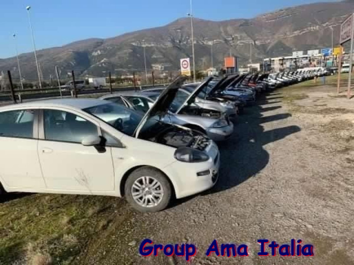 Jaguar E-Pace 2.0 249 CV AWD aut. (17)