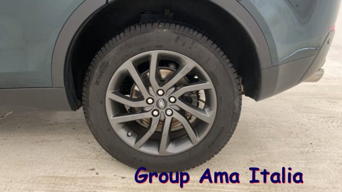 Land Rover Discovery Sport 2.0 TD4 150 CV HSE Luxury (11)