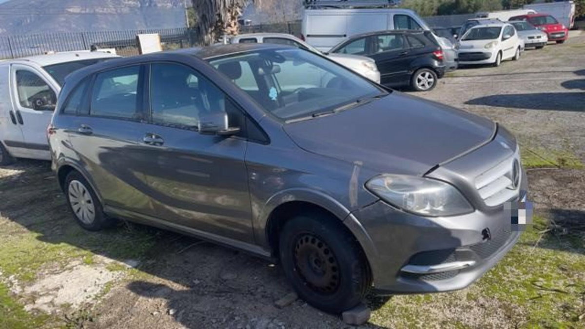 Mercedes-Benz Classe B 200 Sport (4)