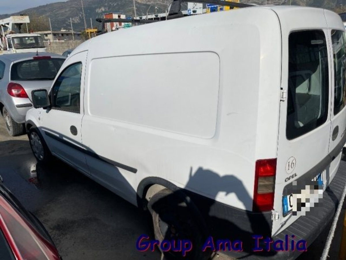 Opel Combo Furgone 1.3 CDTI 3p. Van (4)