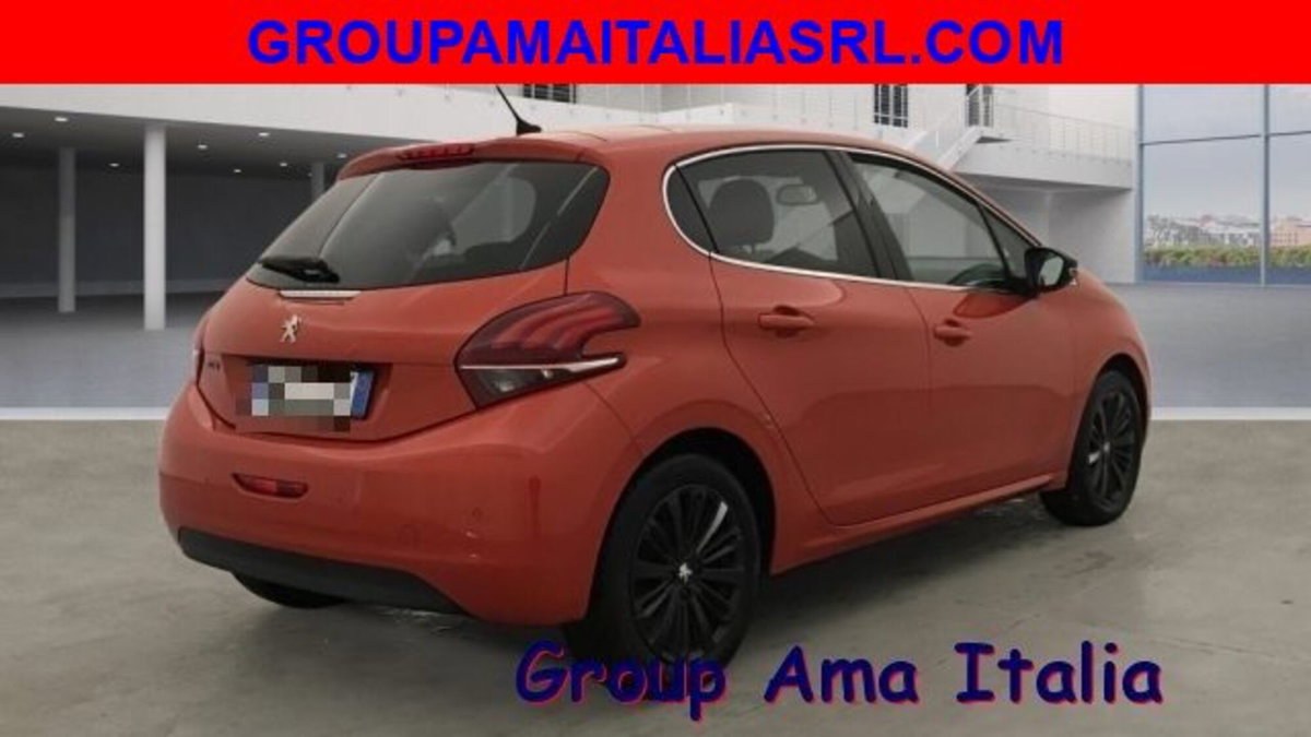 Peugeot 208 82 5 porte Allure (3)
