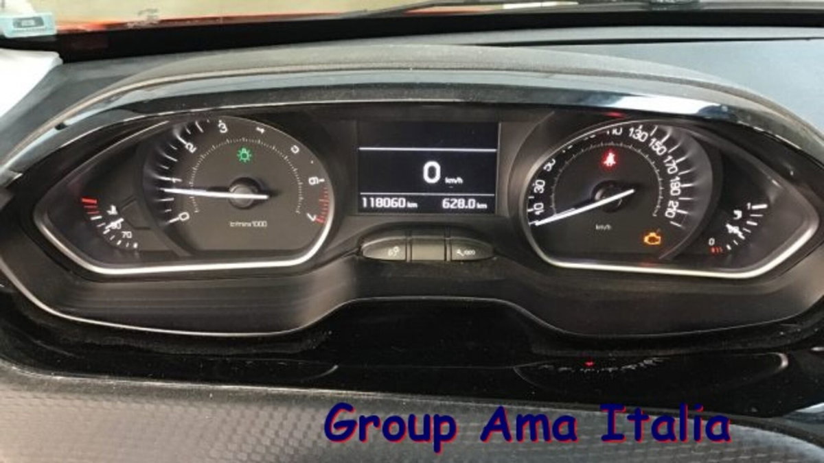Peugeot 208 82 5 porte Allure (5)