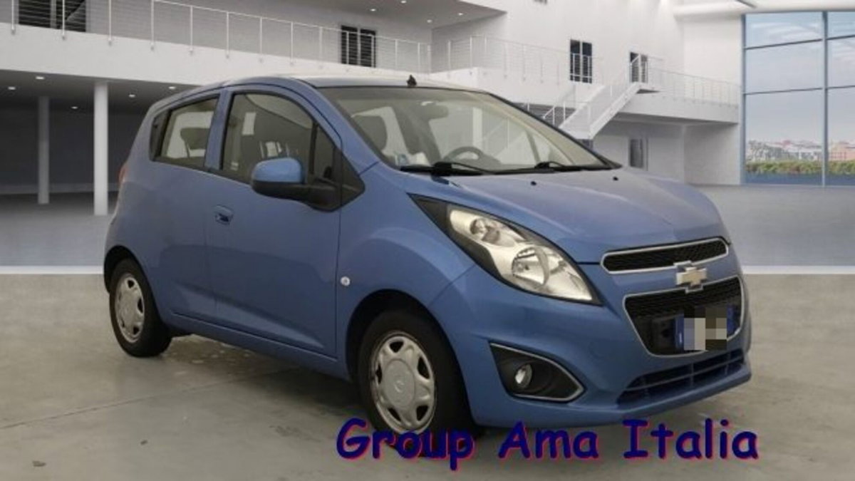 Chevrolet Spark 1.0 LT (2)