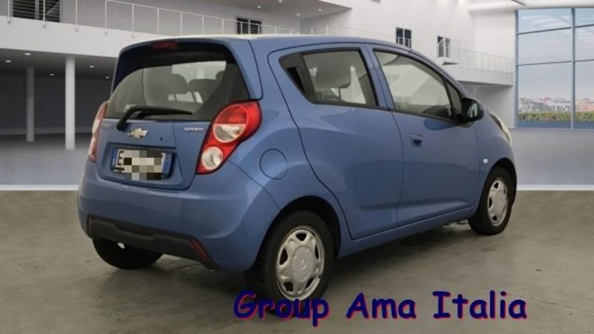 Chevrolet Spark 1.0 LT (3)
