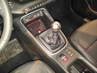 Jeep Avenger 1.2 turbo Summit fwd 100cv (19)