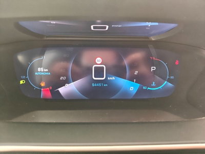 Peugeot 2008 BlueHDi 130 S&S EAT8 Allure Pack (8)