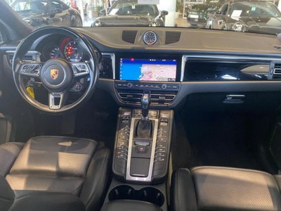 Porsche Macan Turbo (10)