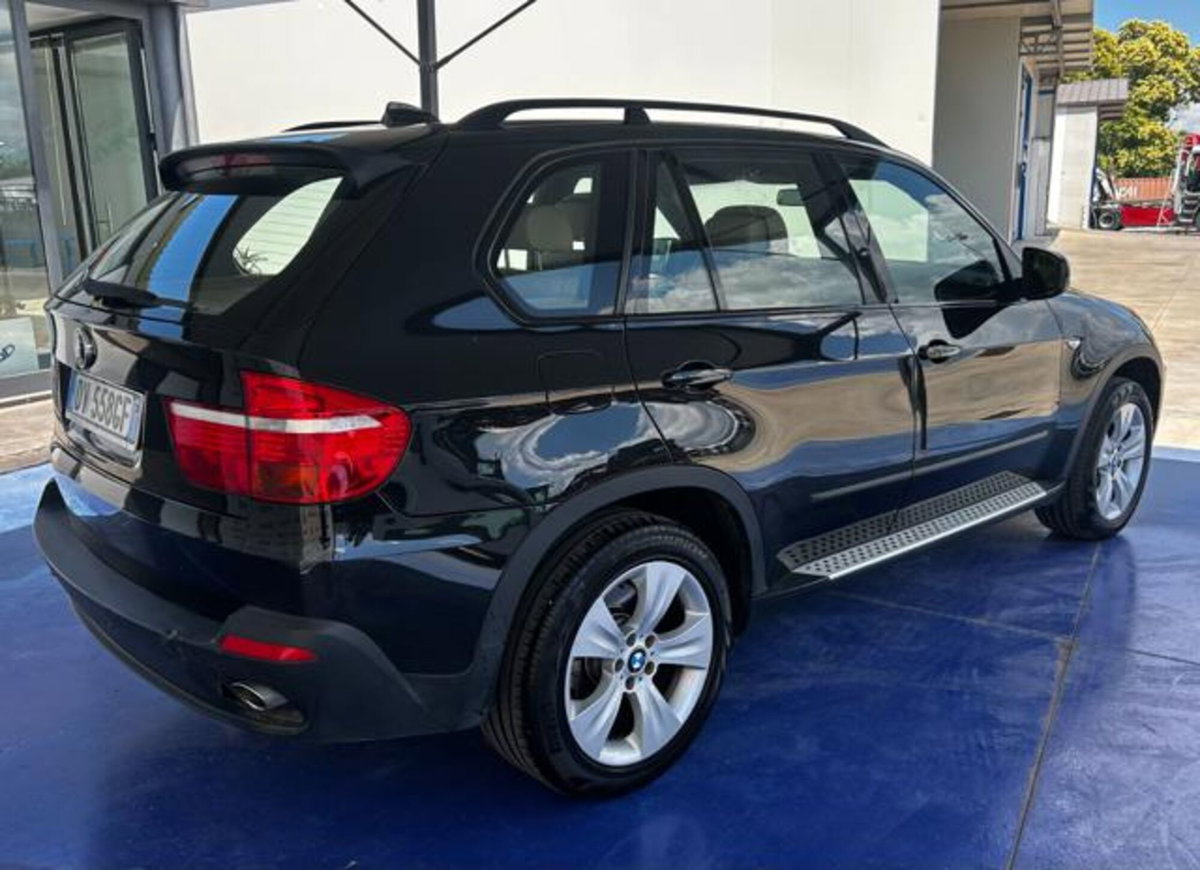 BMW X5 3.0sd cat Futura (3)