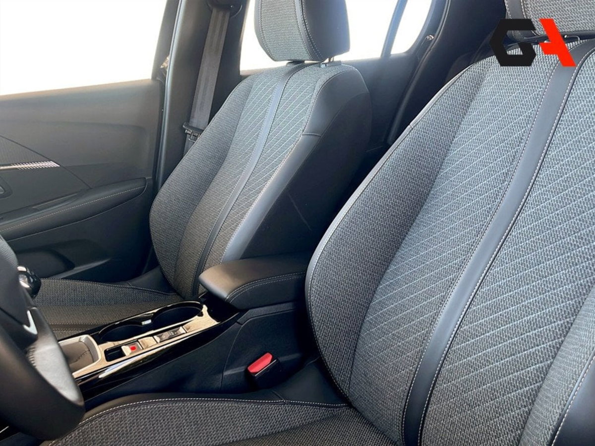 Peugeot 208 PureTech 100 Stop&Start 5 porte Allure (12)