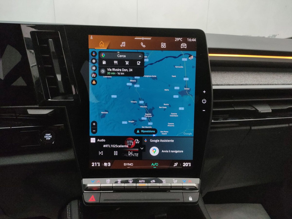 Renault Austral 1.2 full hybrid Techno 200cv auto (14)