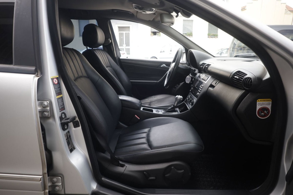 Mercedes-Benz Classe C Station Wagon 200 CDI cat Avantgarde Sport (10)