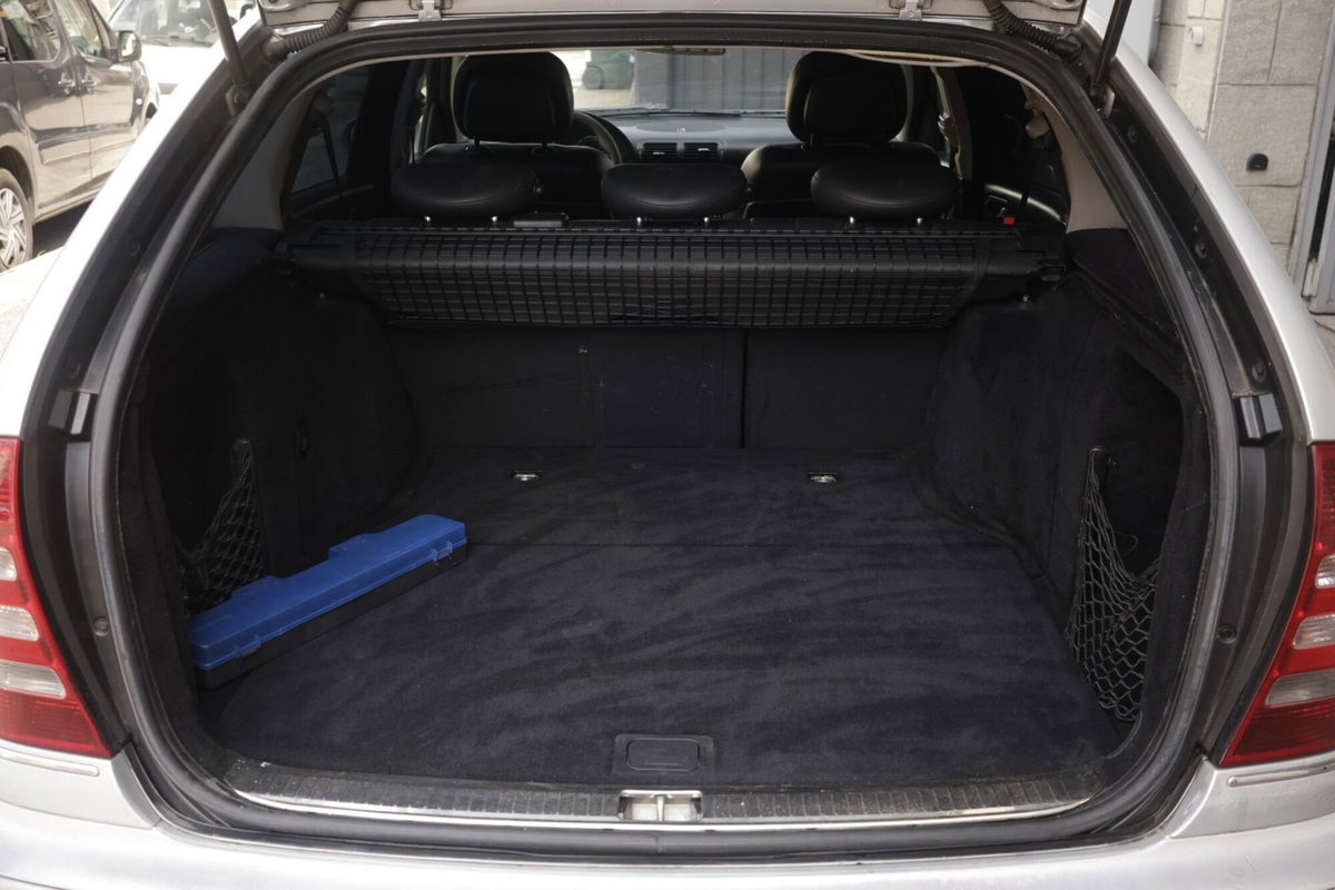 Mercedes-Benz Classe C Station Wagon 200 CDI cat Avantgarde Sport (18)