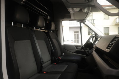 Volkswagen Veicoli Commerciali Crafter Furgone 30 2.0 tdi 140cv L3H3 Logistic auto (2)