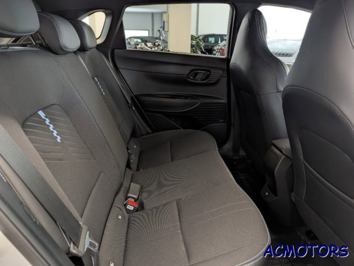 Hyundai i20 1.6 T-GDI MT N-Performance (11)