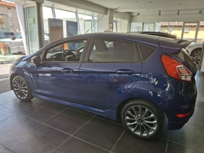 Ford Fiesta 1.5 TDCi 75CV 5 porte ST-Line (8)