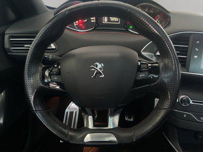 Peugeot 308 Tre Volumi 1.2 puretech t GT s&s 130cv eat8 (11)