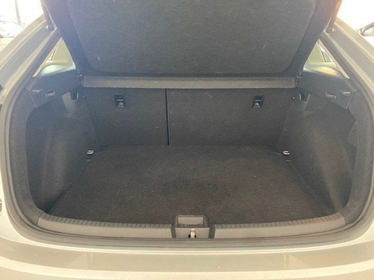 Volkswagen Taigo 1.0 TSI 110 CV DSG Life (17)