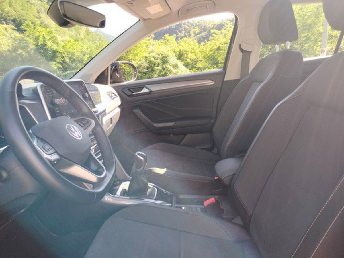Volkswagen T-Roc 1.0 tsi Style 115cv (12)