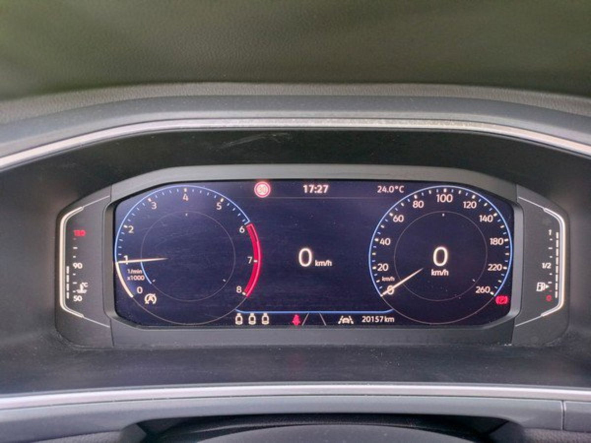 Volkswagen T-Roc 1.0 tsi Style 115cv (15)
