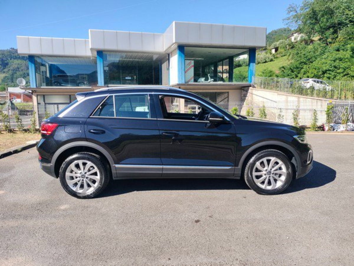 Volkswagen T-Roc 1.0 tsi Style 115cv (4)