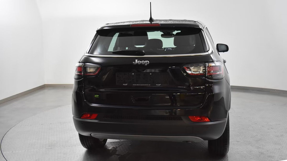 Jeep Compass 1.5 turbo t4 mhev Altitude 2wd 130cv dct (3)