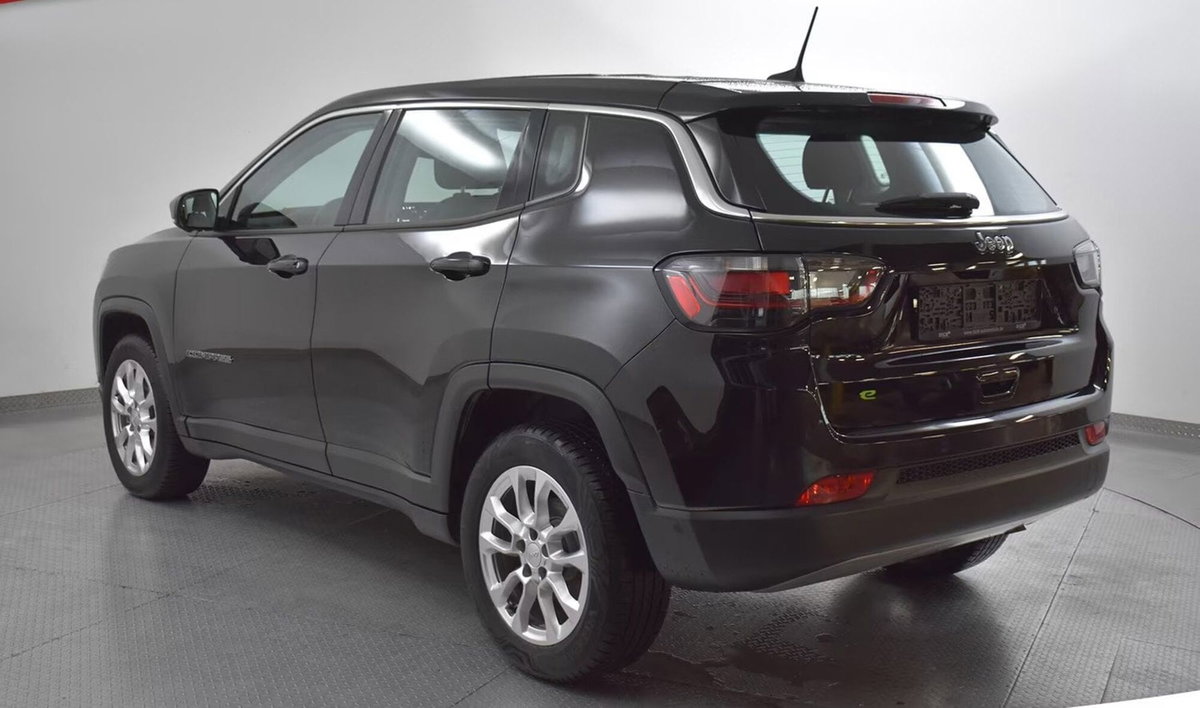 Jeep Compass 1.5 turbo t4 mhev Altitude 2wd 130cv dct (4)