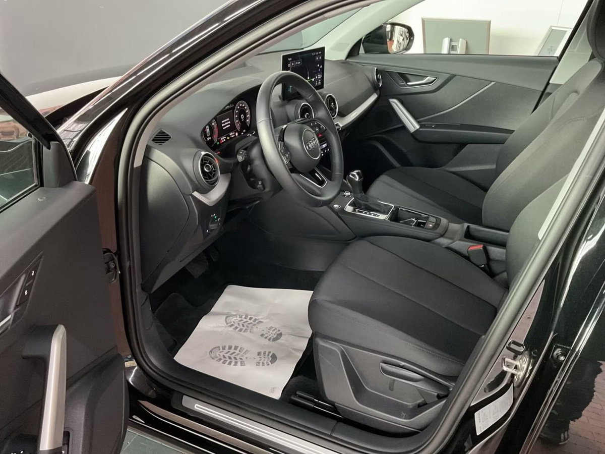 Audi Q2 Q2 35 TFSI S tronic Business (10)