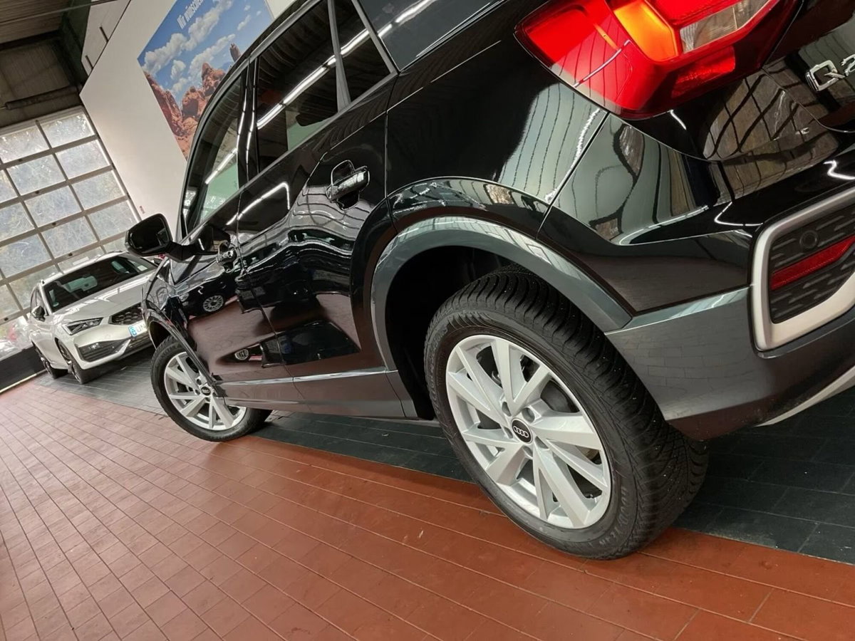 Audi Q2 Q2 35 TFSI S tronic Business (16)