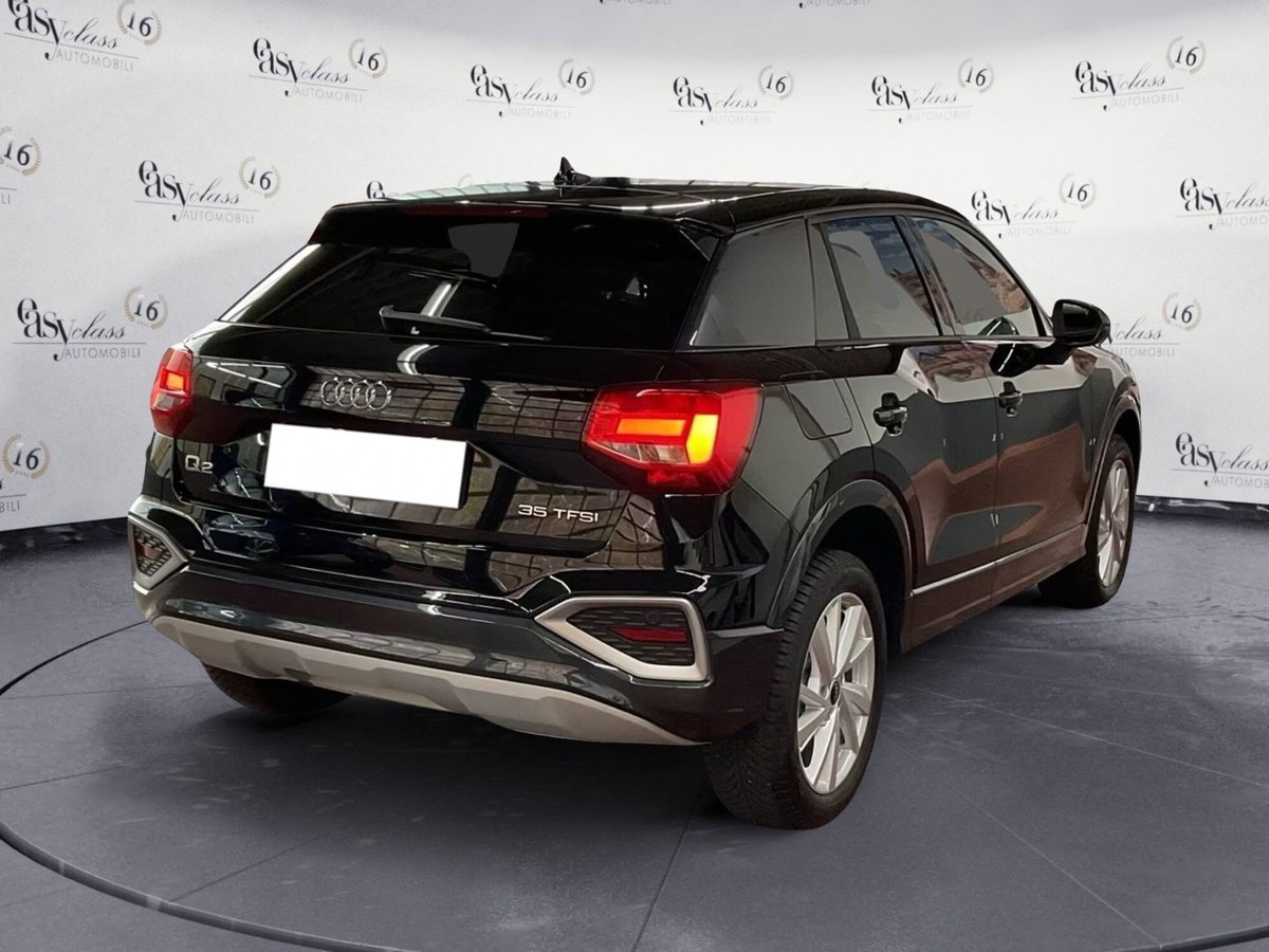 Audi Q2 Q2 35 TFSI S tronic Business (4)