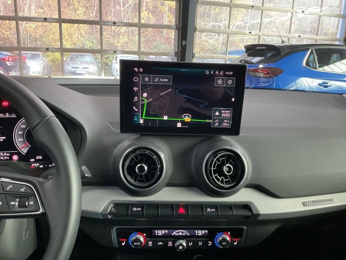 Audi Q2 Q2 35 TFSI S tronic Business (7)