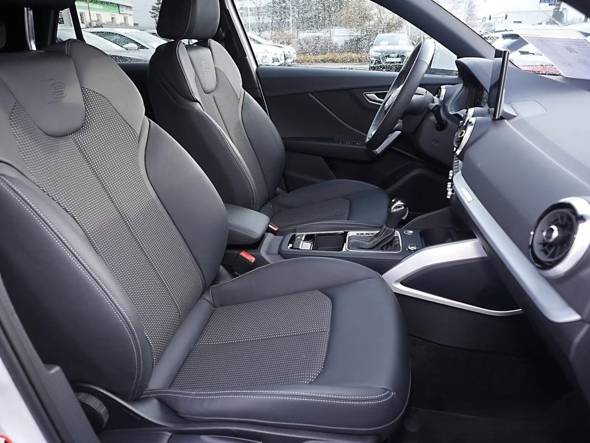 Audi Q2 Q2 35 TDI quattro S tronic S line Edition (11)