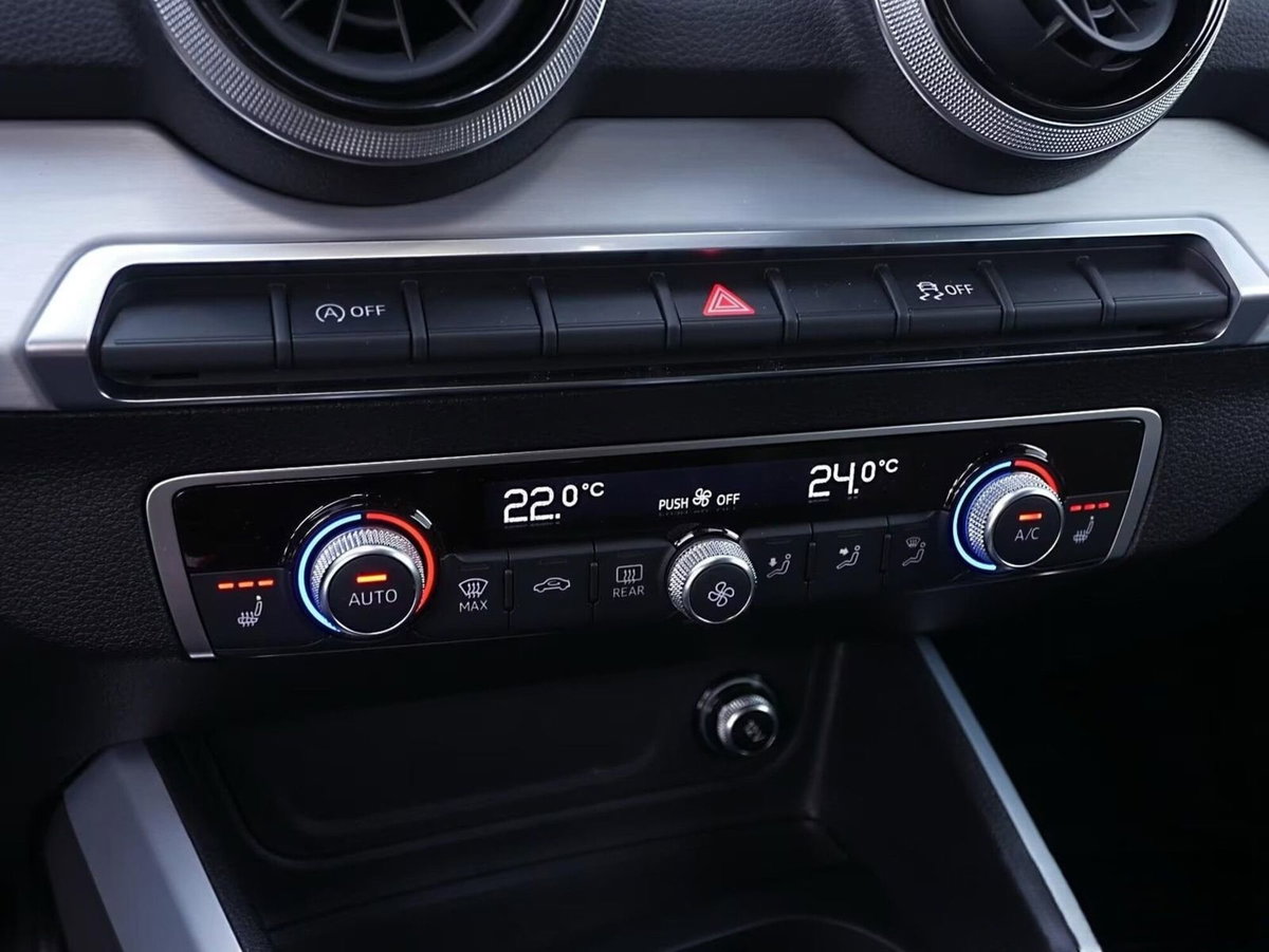 Audi Q2 Q2 35 TDI quattro S tronic S line Edition (7)