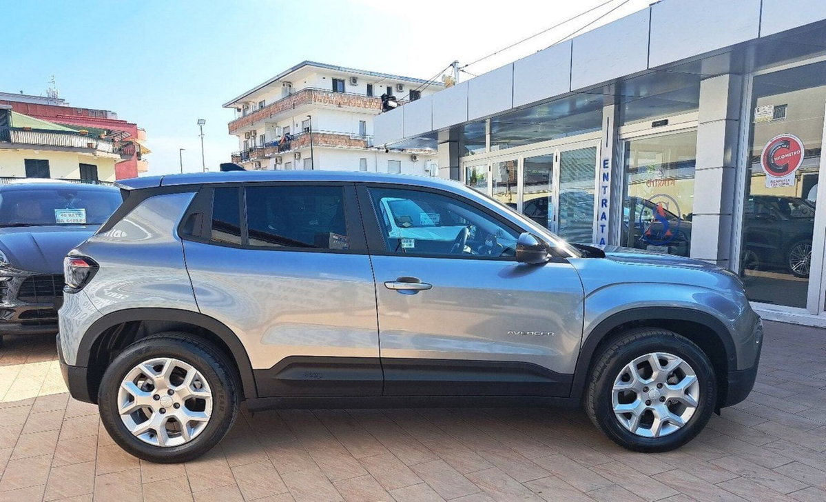 Jeep Avenger 1.2 turbo Altitude fwd 100cv (6)