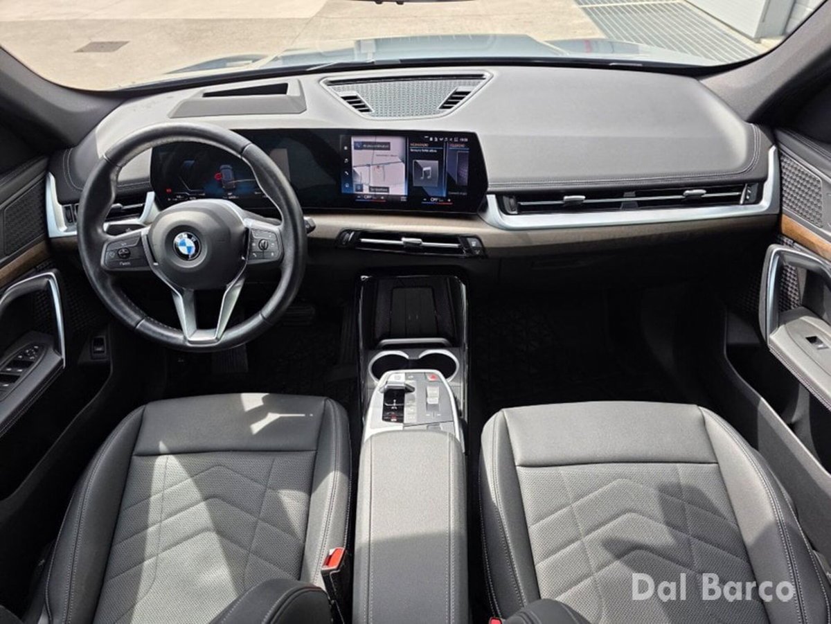 BMW X1 xDrive 23i Msport (13)