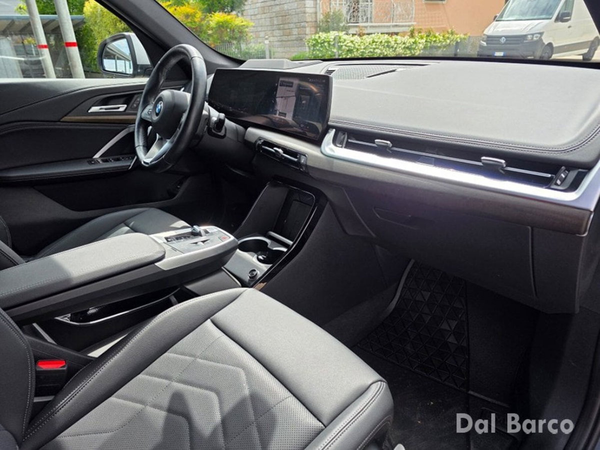 BMW X1 xDrive 23i Msport (14)