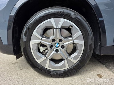BMW X1 xDrive 23i Msport (9)