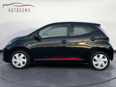 Toyota Aygo 1.0 VVT-i 69 CV 5 porte x-wave usata