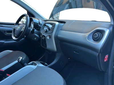 Toyota Aygo 1.0 VVT-i 69 CV 5 porte x-wave (12)