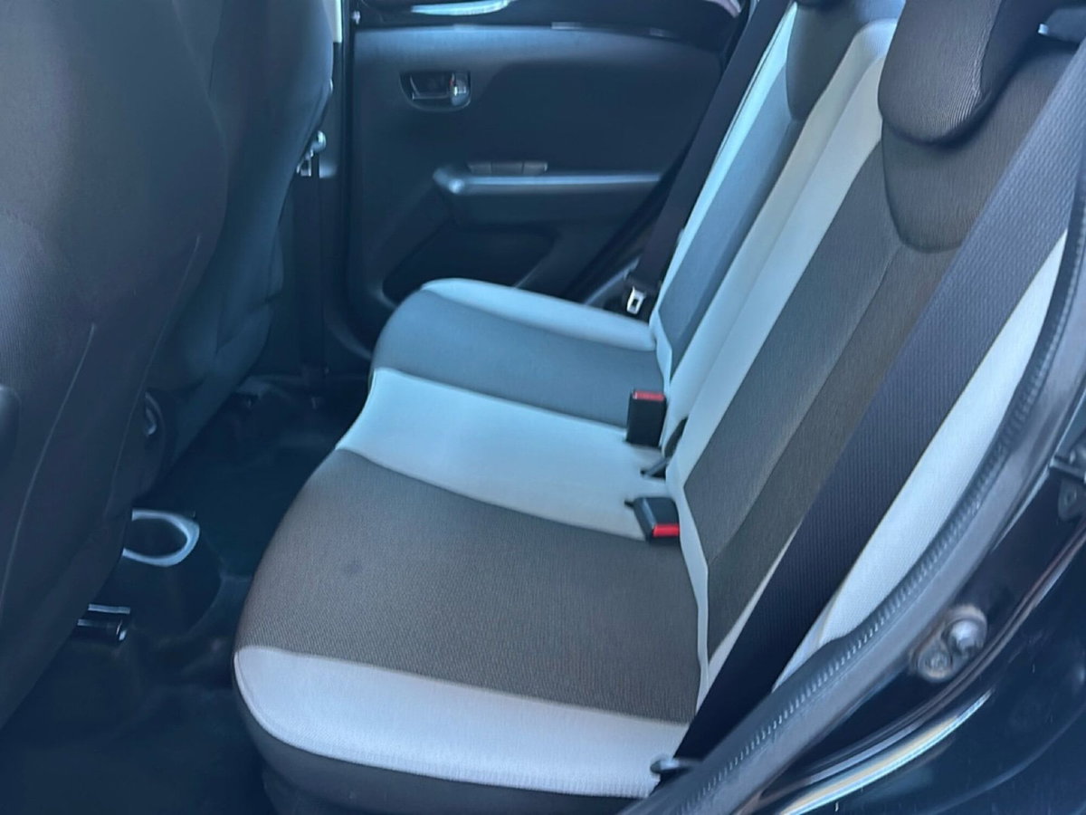 Toyota Aygo 1.0 VVT-i 69 CV 5 porte x-wave (15)