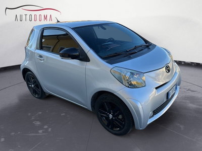 Toyota iQ 1.3 CVT Executive (3)