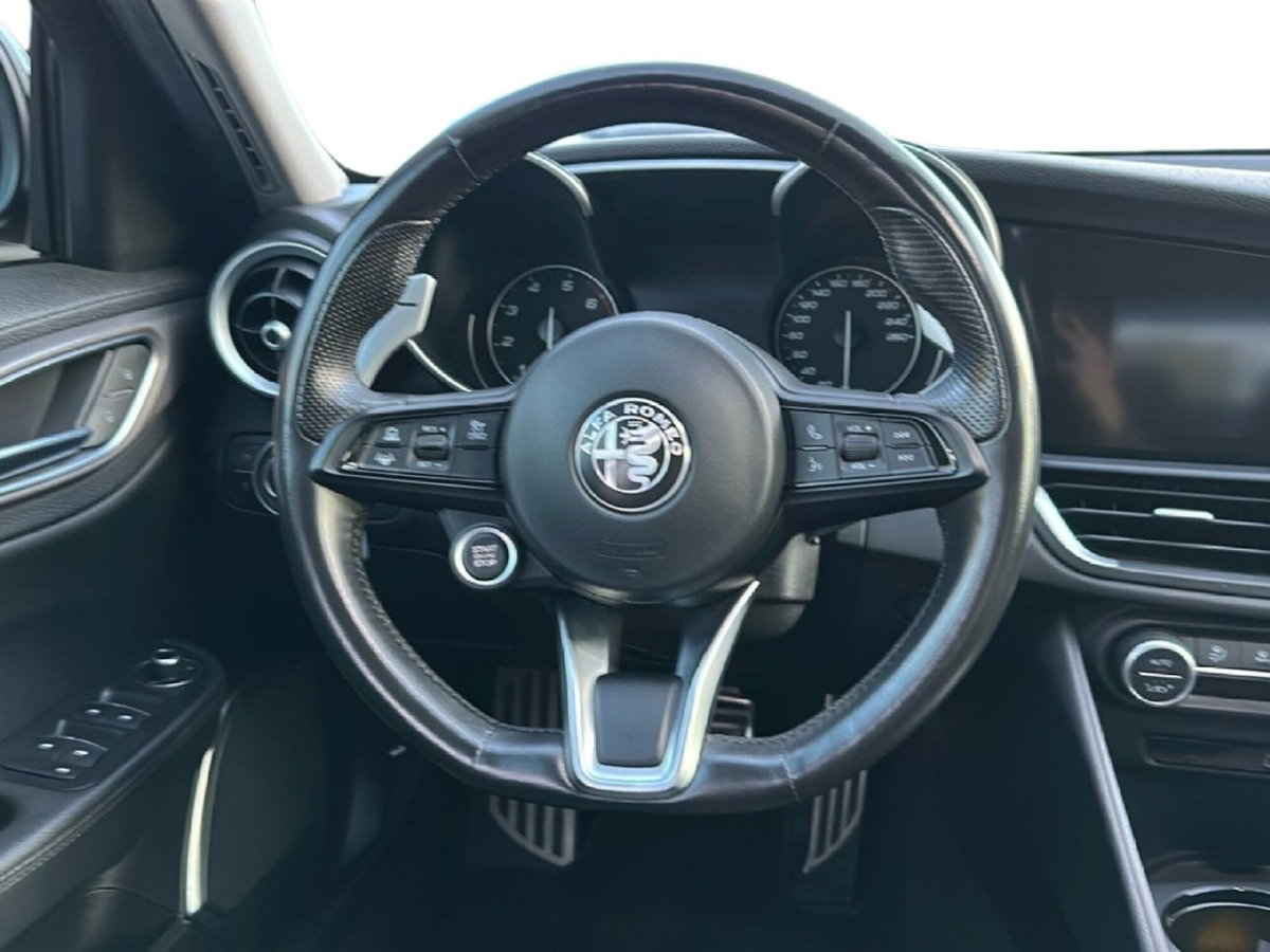 Alfa Romeo Giulia 2.0 Turbo 200 CV AT8 Sprint (16)