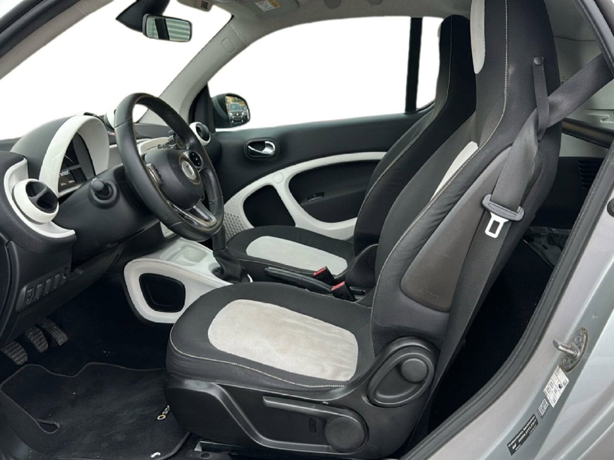 smart Fortwo 70 1.0 twinamic Sport edition 1 (8)