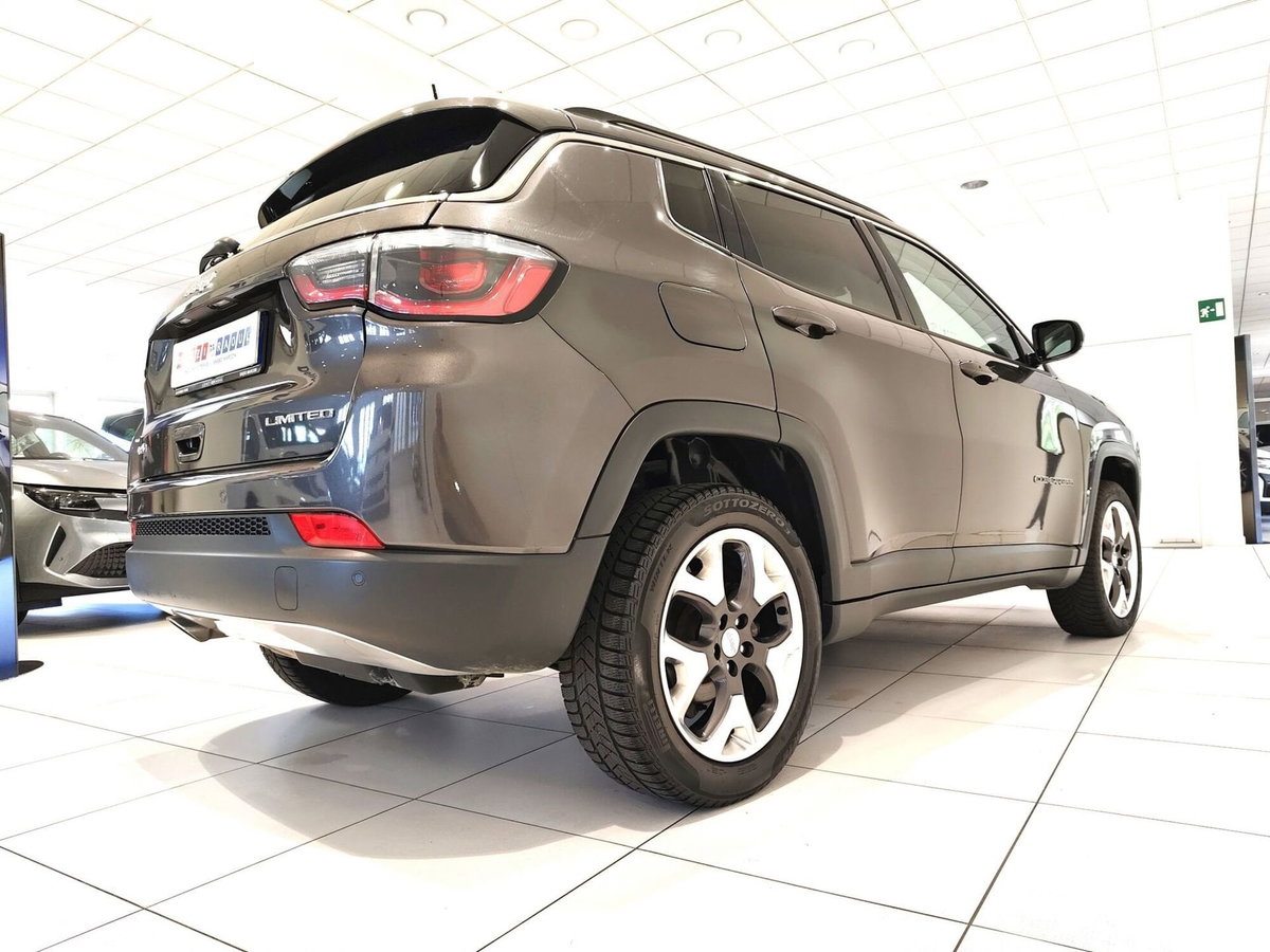 Jeep Compass 2.0 Multijet II 4WD Limited (19)