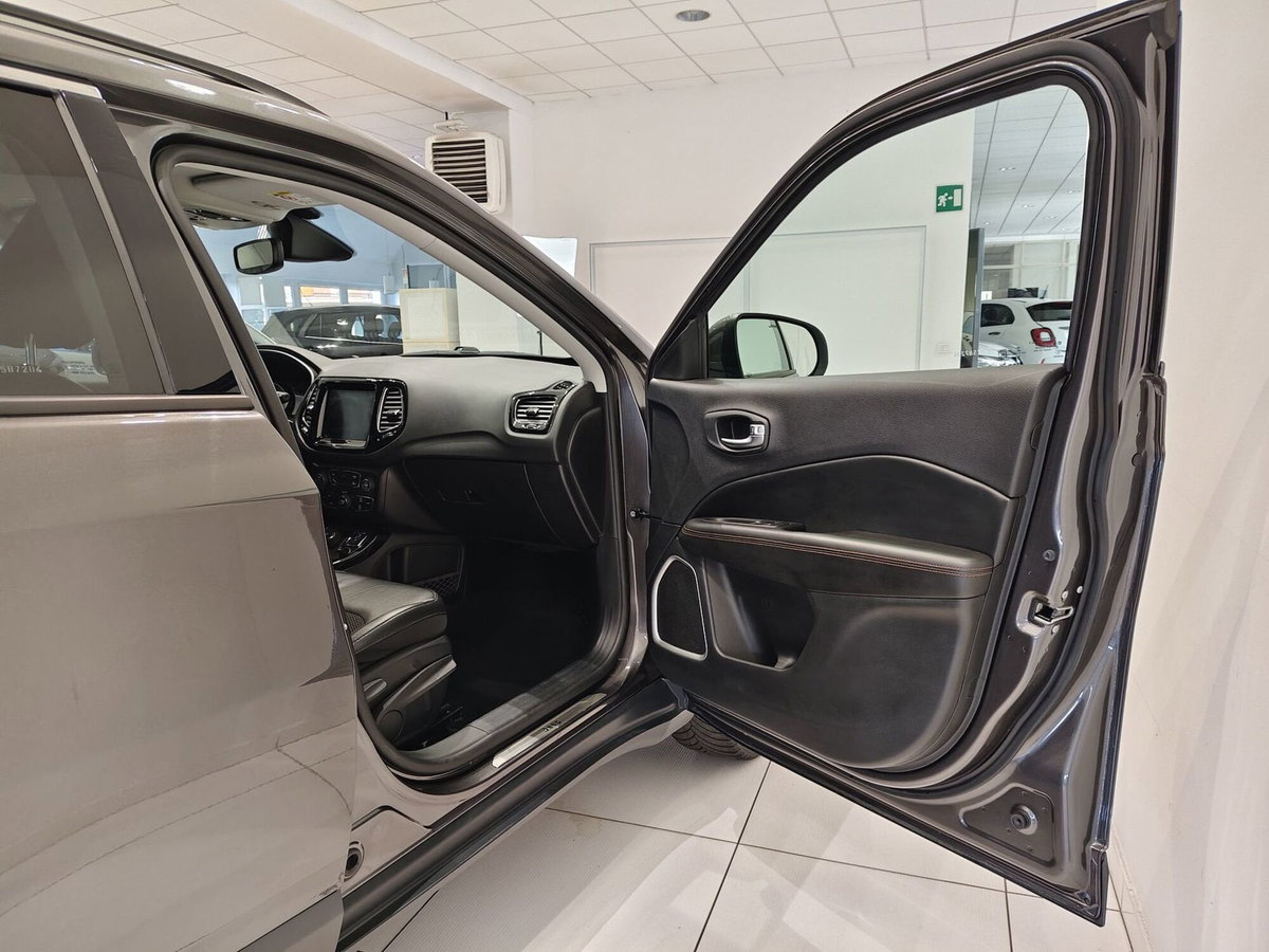 Jeep Compass 2.0 Multijet II 4WD Limited (20)